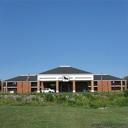 Walking Horse Lodge Lewisburg Exterior photo