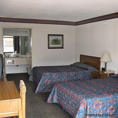 Walking Horse Lodge Lewisburg Room photo