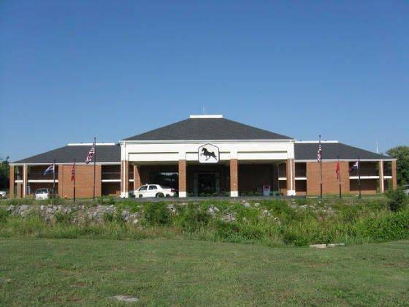 Walking Horse Lodge Lewisburg Exterior photo