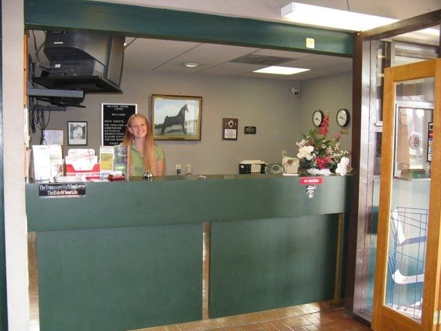 Walking Horse Lodge Lewisburg Interior photo