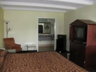 Walking Horse Lodge Lewisburg Room photo